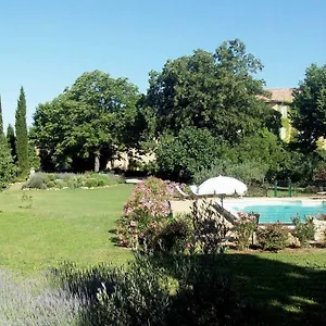 https://le-clos-des-freres-gris.fr-provencehotel.com